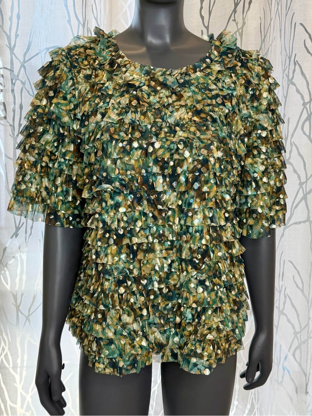 Chicos Foiled Mesh Ruffle Crop Tee Green Gold Women’s Size L (2) Holiday Festive
